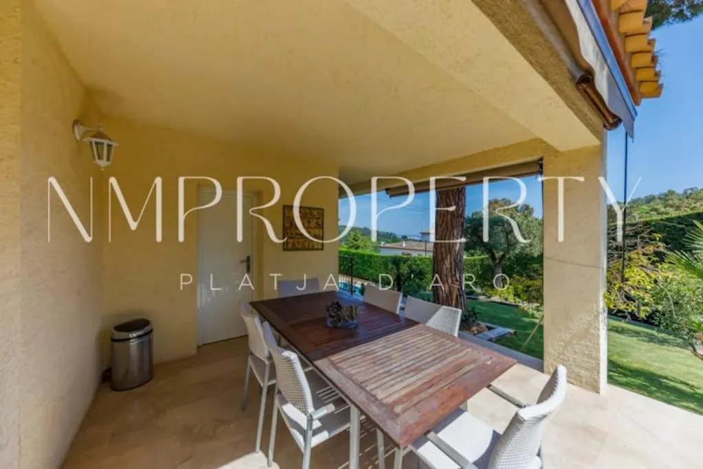 Encantadora Villa En Mas Ros Girona