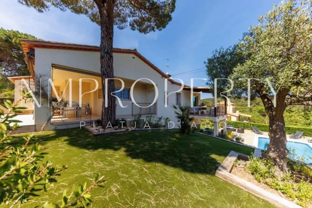 Encantadora Villa En Mas Ros Girona Spain